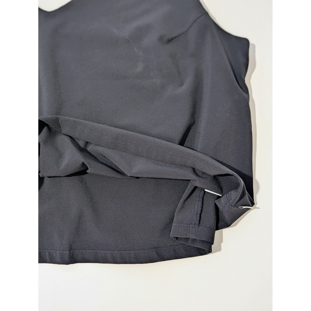 Vuori Villa Cropped Tank Top Black Size Medium VW1214 V Neck Lightweight - Picture 6 of 8